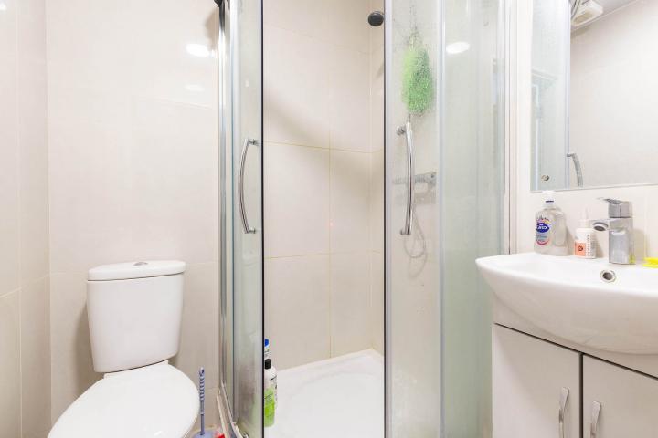 Large studio Lennox Gardens, Dollis Hill